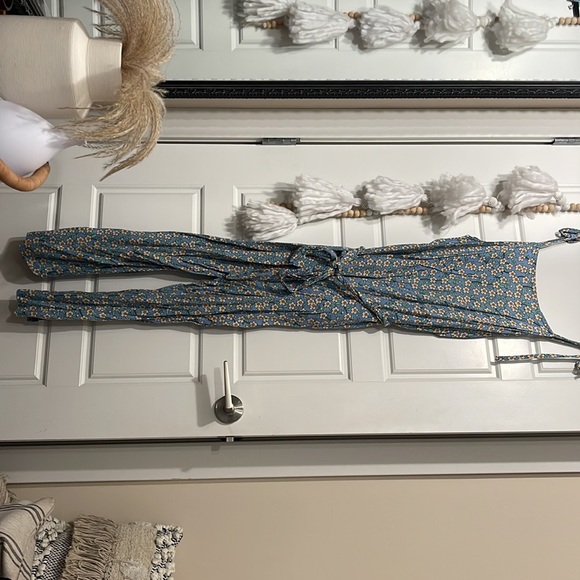 Daisy Print Jumpsuit - Picture 4 of 4